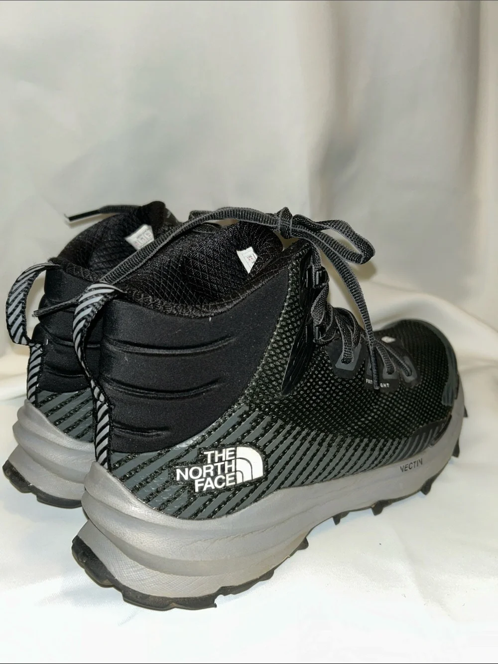 North Face Fastpack Futurelight Vective Men Black Trail Hiking Sneaker Boots 8.5